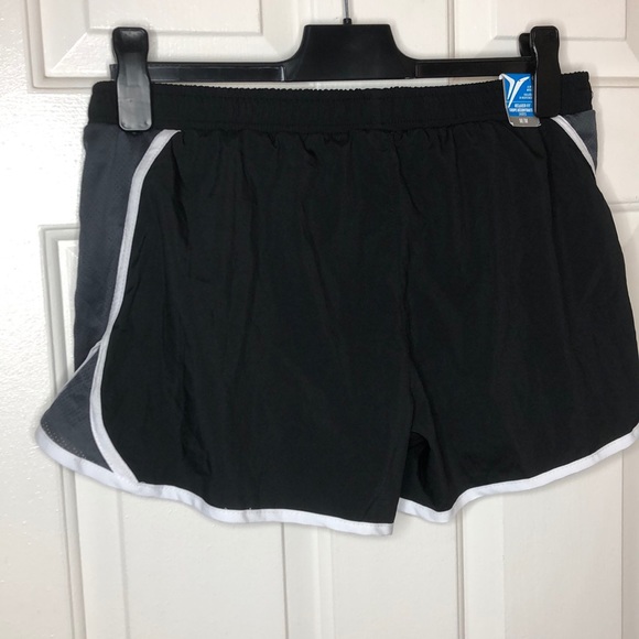 Shorts - Picture 2 of 2